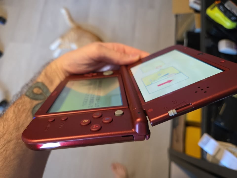 New Nintendo 3DS LL Monster Hunter X | Edición Especial Azul y Roja | Costa Rica