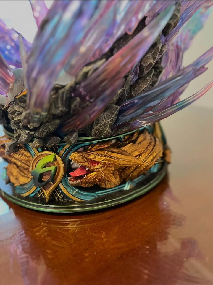 Estatuilla Dragon Ball Super | Goku Ultra Instinto | Last Sleep Studio | Estatua de Resina 1/4