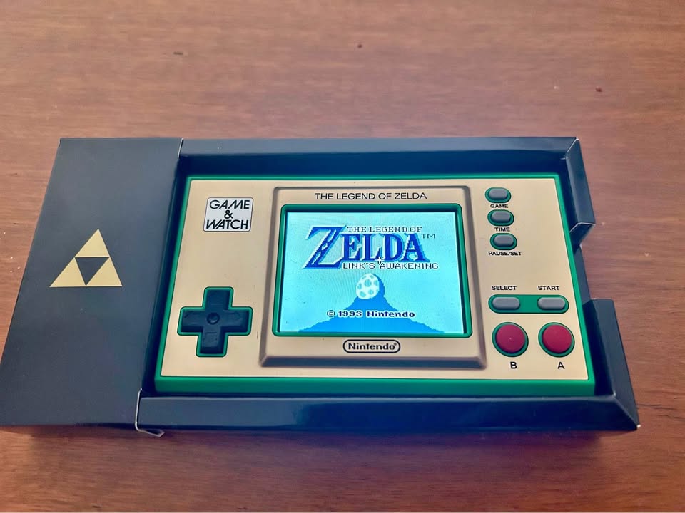 Dim Gray Nintendo Game & Watch edición Zelda | Consola portátil coleccionable Costa Rica