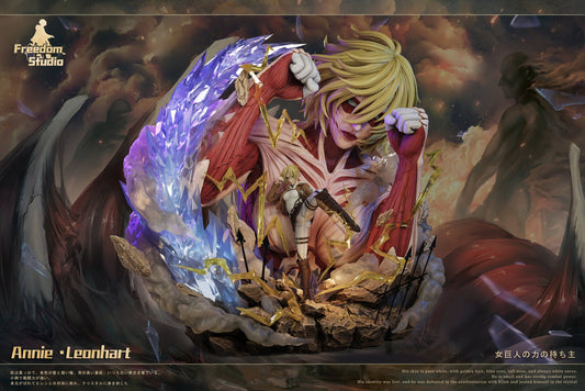 Dark Slate Gray Estatuilla Attack on Titan | Annie Leonhart & Female Titan | tienda anime | Tico Ofertas