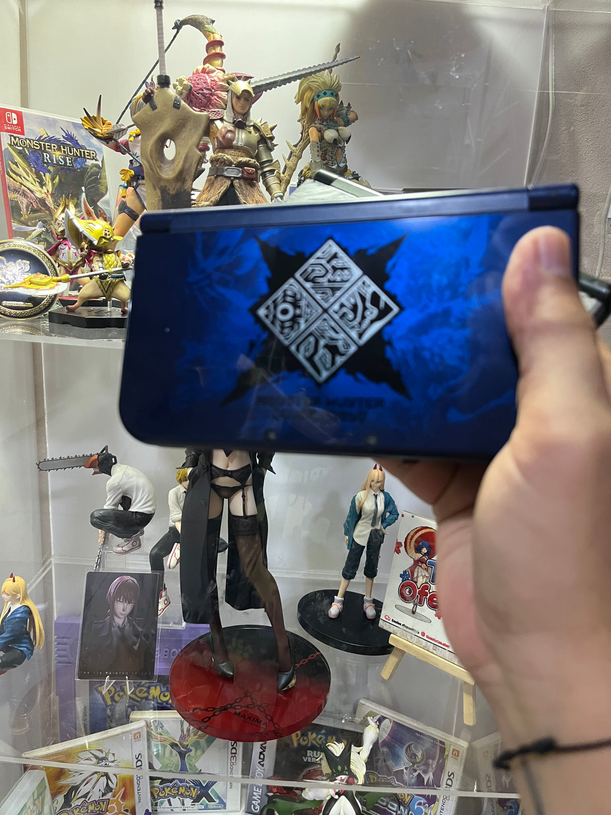 New Nintendo 3DS LL Monster Hunter X | Edición Especial Azul y Roja | Costa Rica