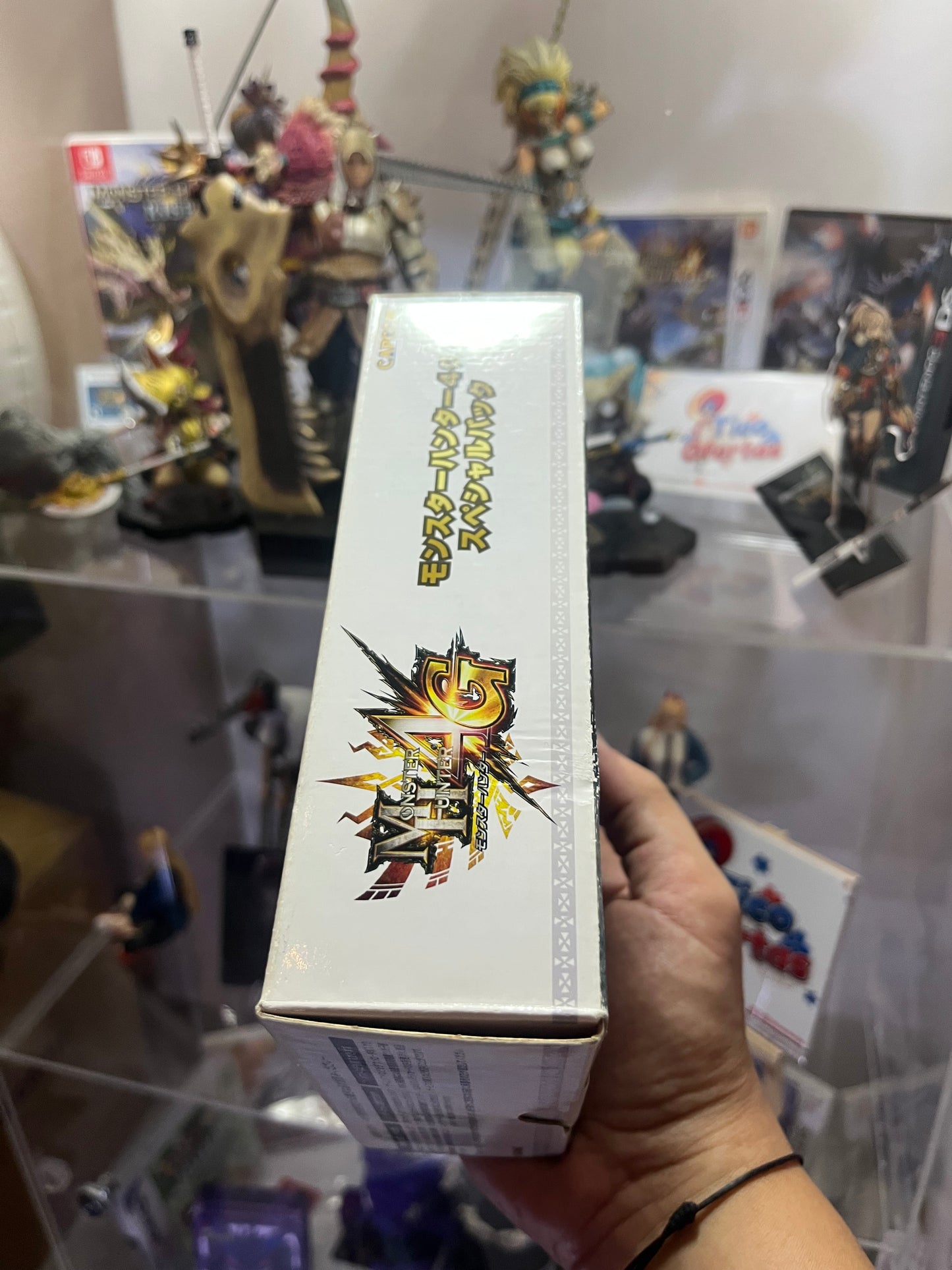 New Nintendo 3DS XL Monster Hunter 4 edición especial | Tienda videojuegos Costa Rica