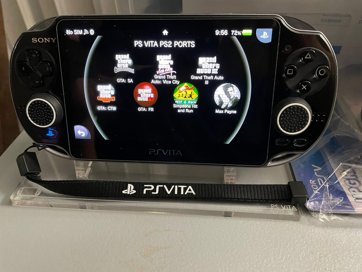 Gray PS Vita OLED 3G Blanca y Negra – 256GB modificada con accesorios completos