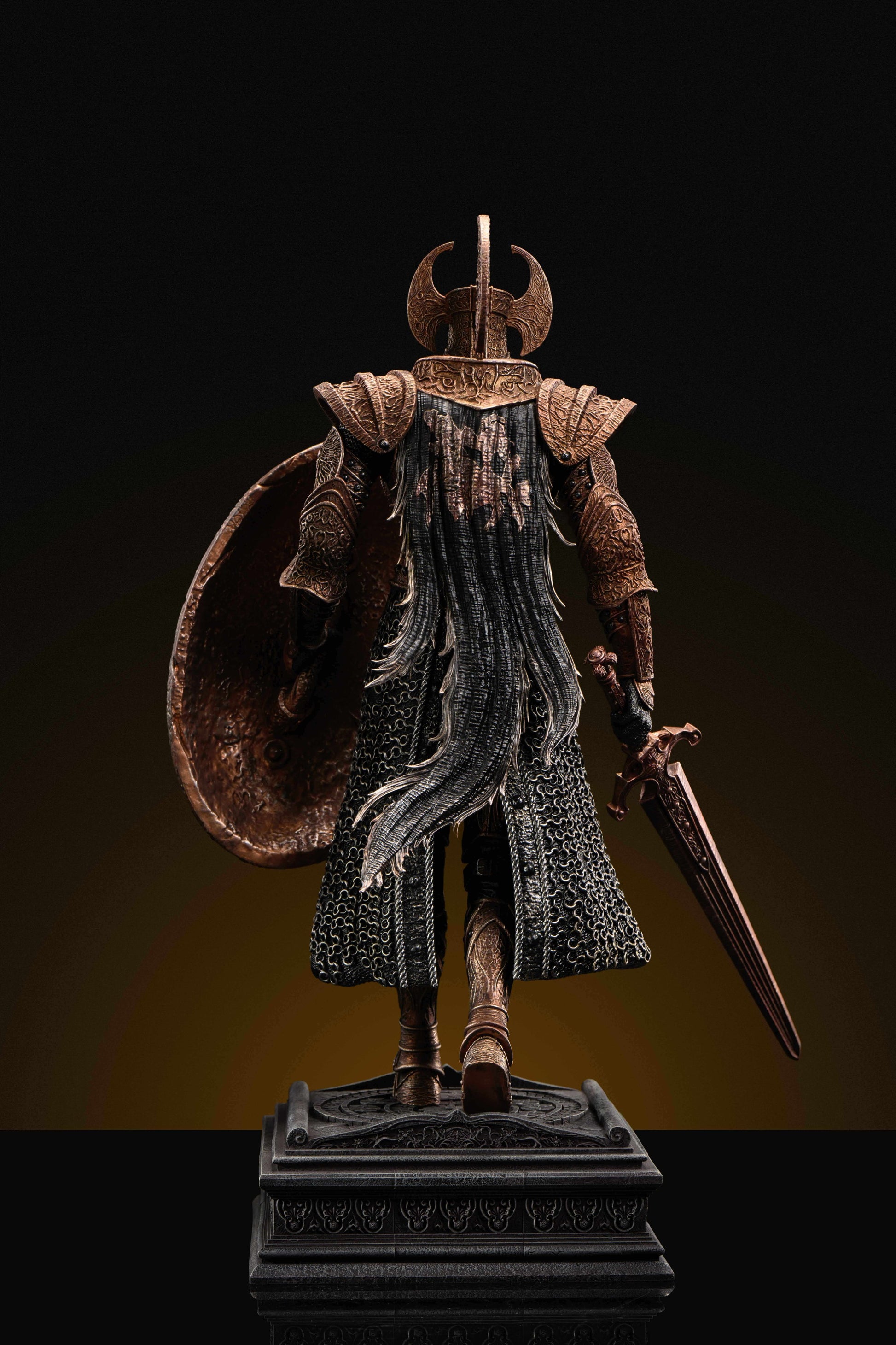 Black Estatuilla Elden Ring | Crucible Knight | SWORD WING Studio | Tienda Anime | Tico Ofertas