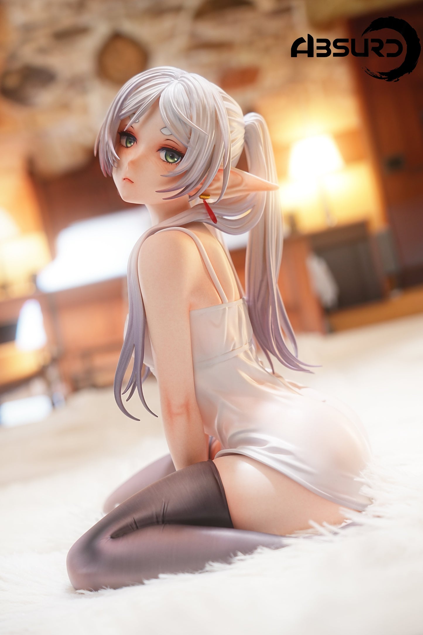 White Smoke Estatuilla Frieren: Beyond Journey’s End | Frieren | Absurd Studio | Tienda Anime | Tico Ofertas