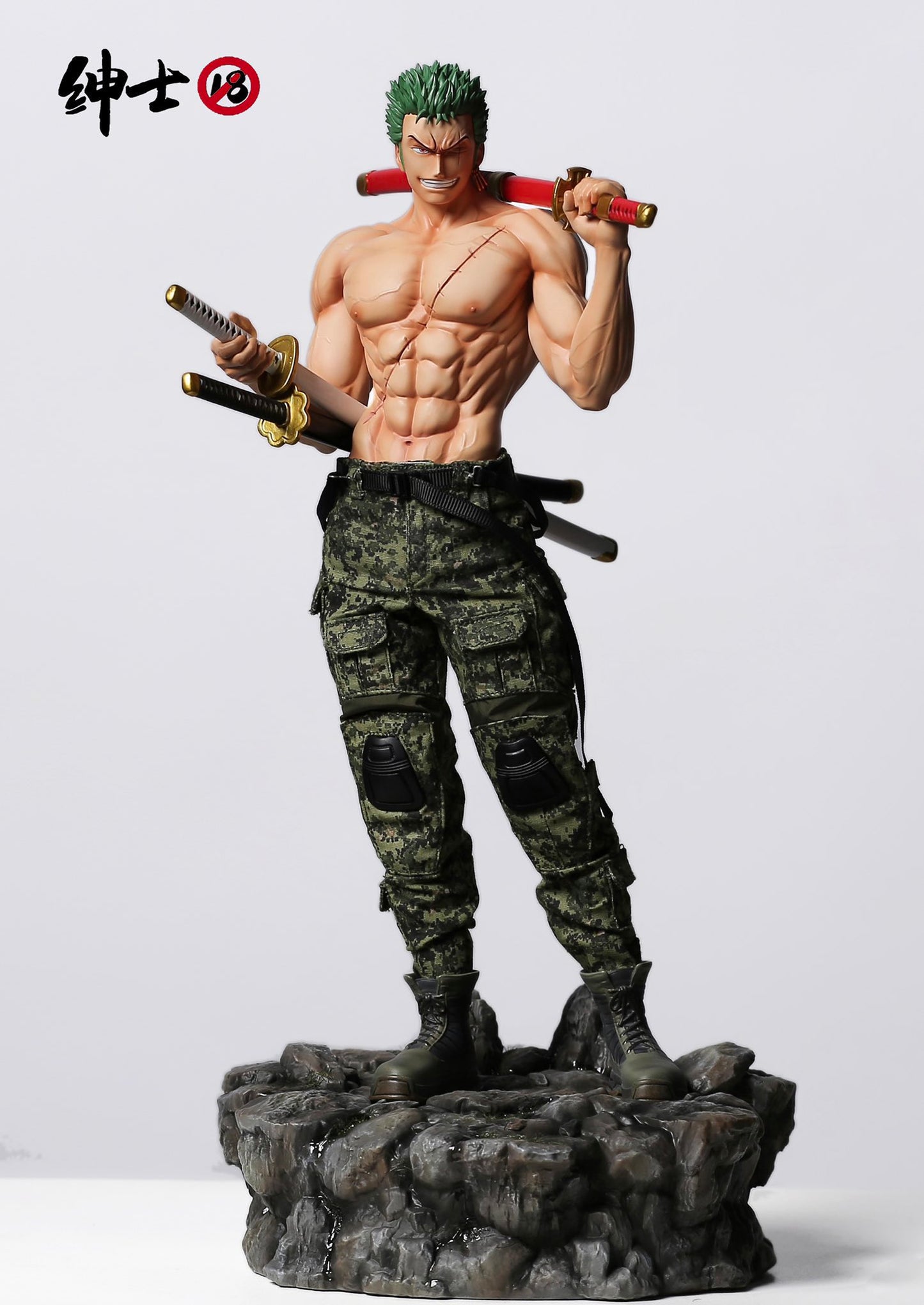 Light Gray Figura One Piece | Roronoa Zoro [18+] | Gentleman 18 Studio | Tienda Anime | Tico Ofertas