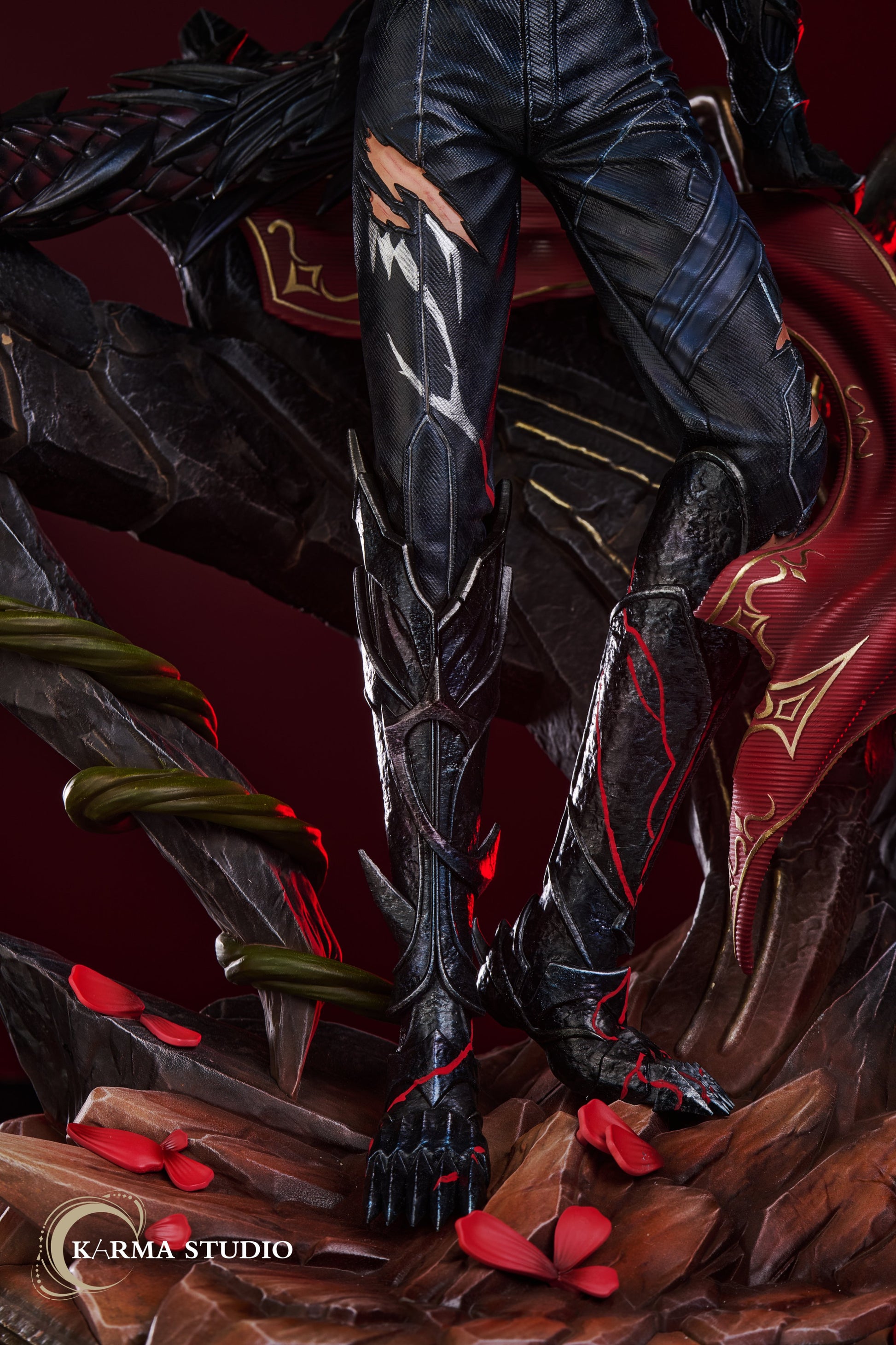 Black Estatuilla  Love and Deepspace | Dragon Sylus | KARMA Studio | Tienda Anime | Tico Ofertas