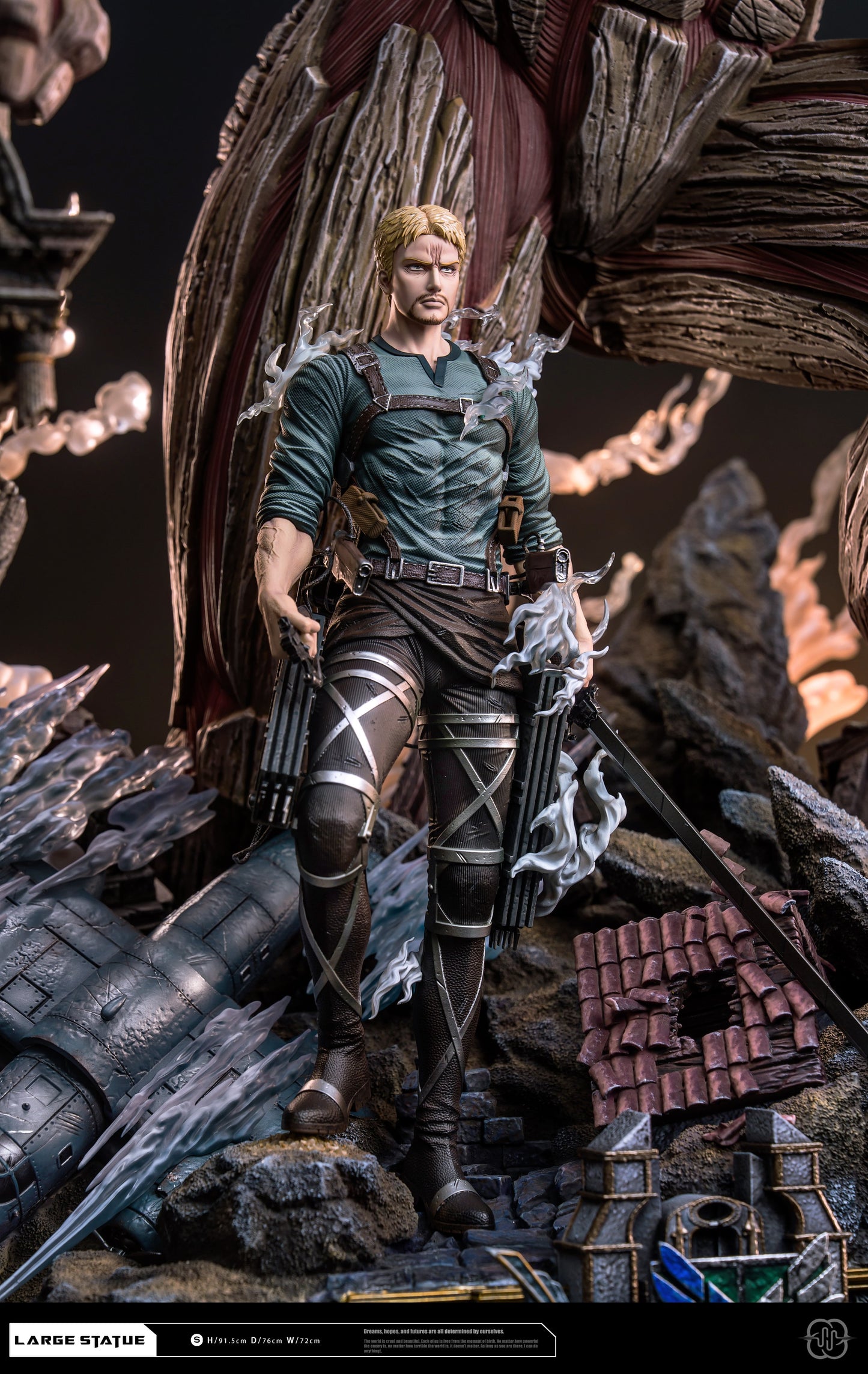 Estatuilla Attack on Titan | Reiner Braun | Hertz Studio | Tienda Anime | Tico Ofertas