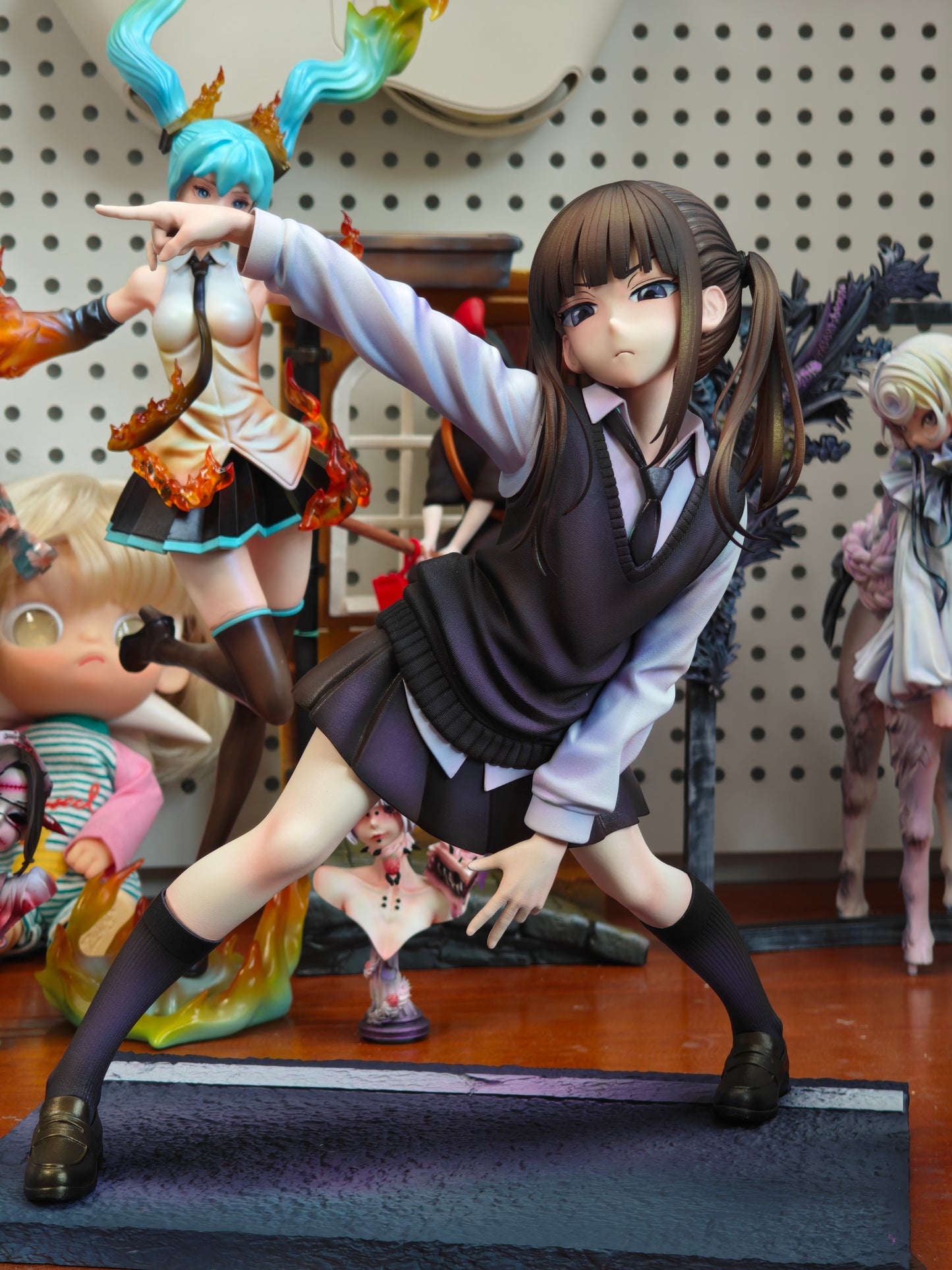 Estatuilla Hoshino Classmate Twin-Tailed Girl GK Statue | QAQ Studio | Tienda Anime | Tico Ofertas