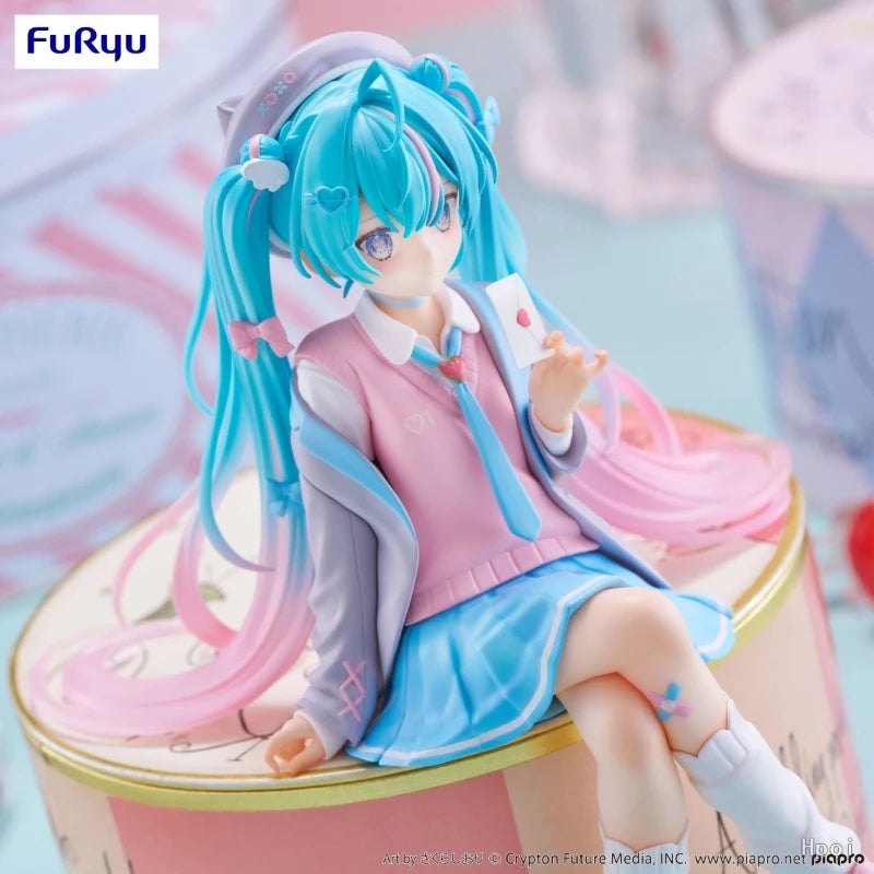 Figura Original FuRyu Hatsune Miku todos los estilos - SweetSweets Macaroon Ver. 21cm | Modelo de Colección y Regalo en Costa Rica