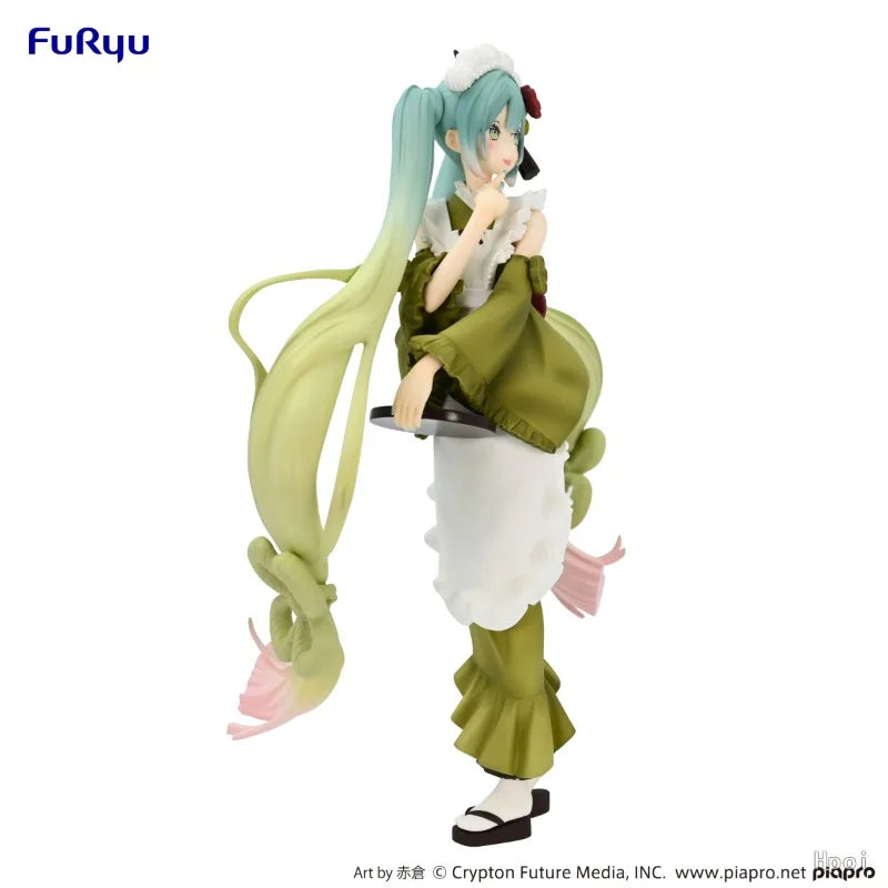 Figura Original FuRyu Hatsune Miku todos los estilos - SweetSweets Macaroon Ver. 21cm | Modelo de Colección y Regalo en Costa Rica