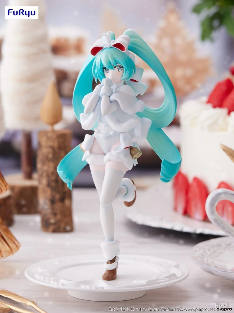 Figura Original FuRyu Hatsune Miku todos los estilos - SweetSweets Macaroon Ver. 21cm | Modelo de Colección y Regalo en Costa Rica