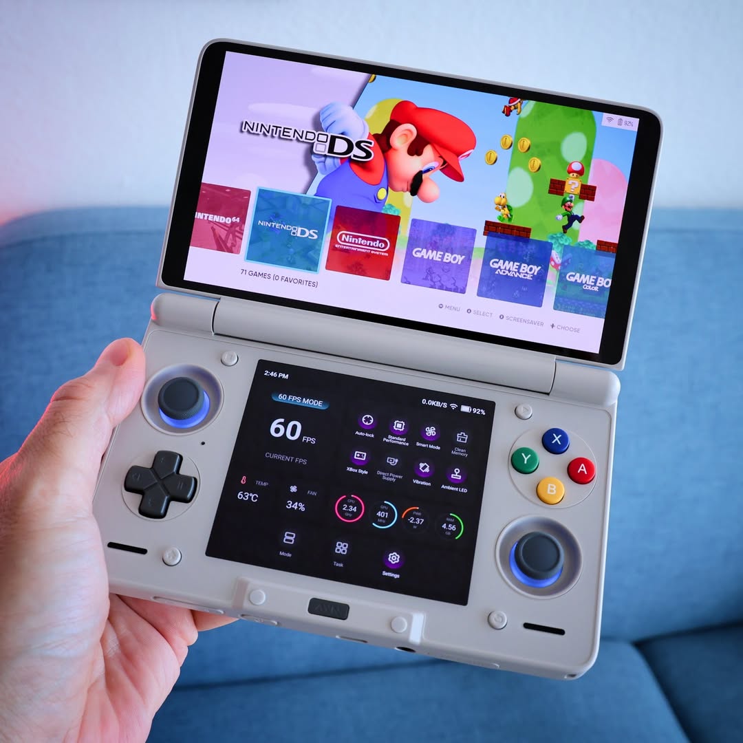 Doble pantalla AMOLED para jugar diferente