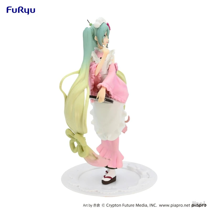 Figura Original FuRyu Hatsune Miku todos los estilos - SweetSweets Macaroon Ver. 21cm | Modelo de Colección y Regalo en Costa Rica