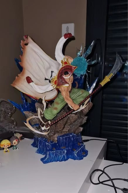 Figura One Piece 40cm - Edward Newgate de los Piratas de Whitebeard | Tienda Anime Costa Rica - Tico Ofertas