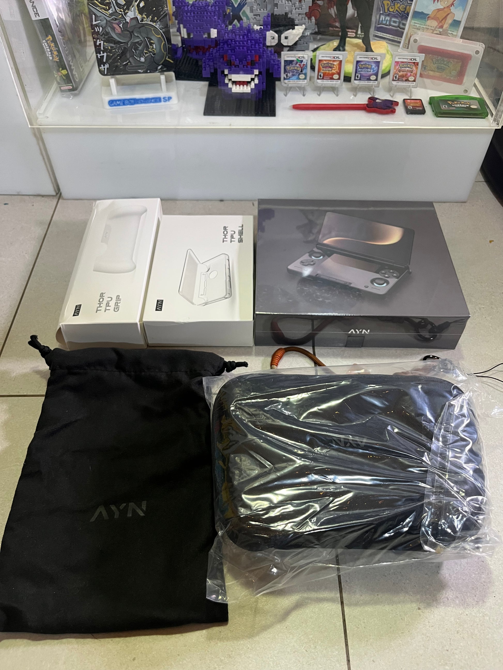 AYN Thor | Consola Android Doble Pantalla AMOLED | Tico Ofertas Costa Rica Ayn