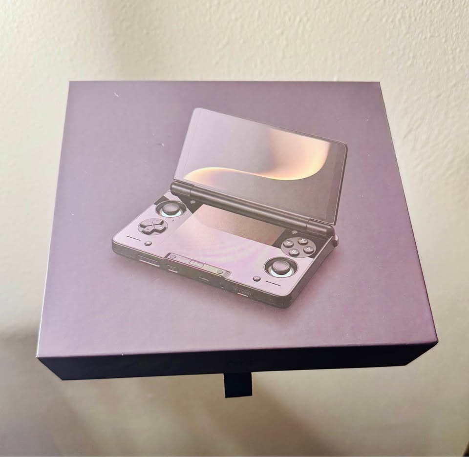 AYN Thor Pro Rainbow en Costa Rica – Consola portátil gamer Ayn