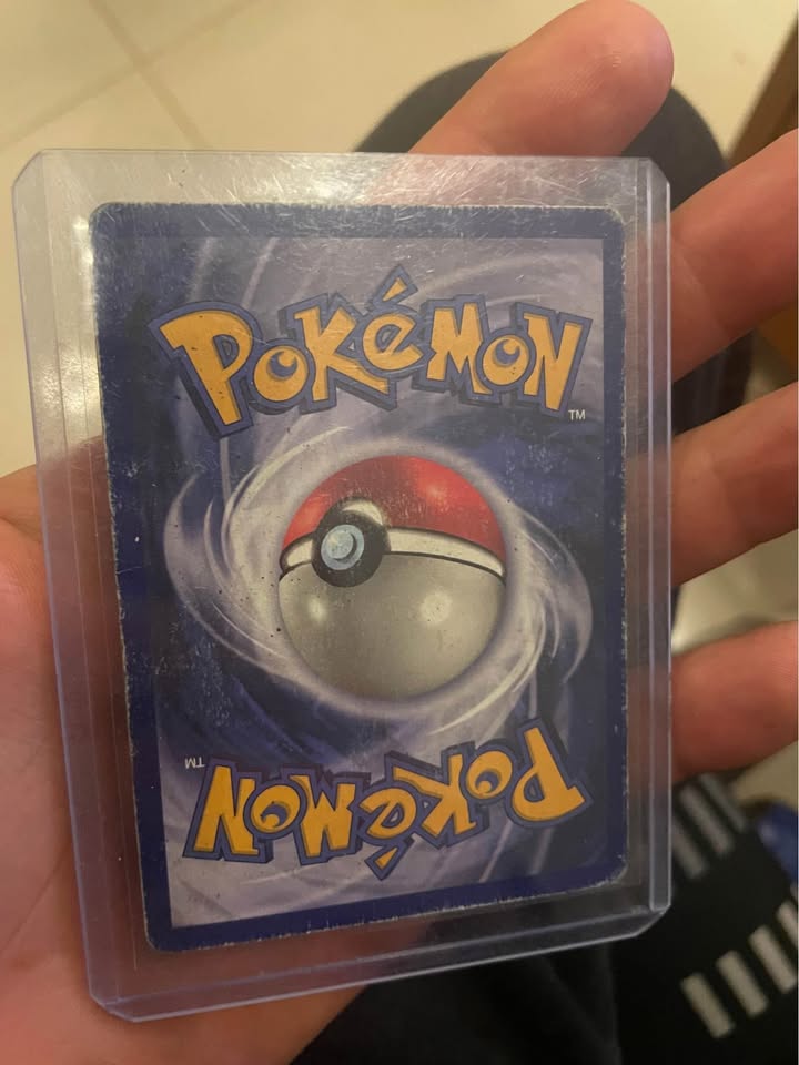 Carta Pokémon Charizard Base Set Español 4/102 Holo – Original | Costa Rica