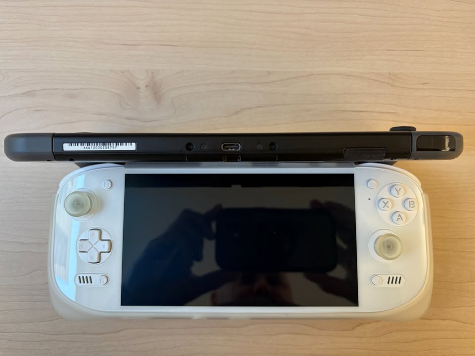Combo consolas portátiles en Costa Rica – AYN Odin 2 Pro + Nintendo Switch + Miyoo Mini Plus Ayn