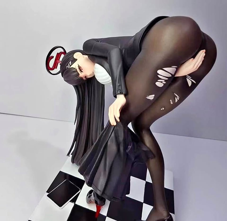 Estatuilla Anime Coleccionable 18cm – Edición Limitada Estilo Exclusivo