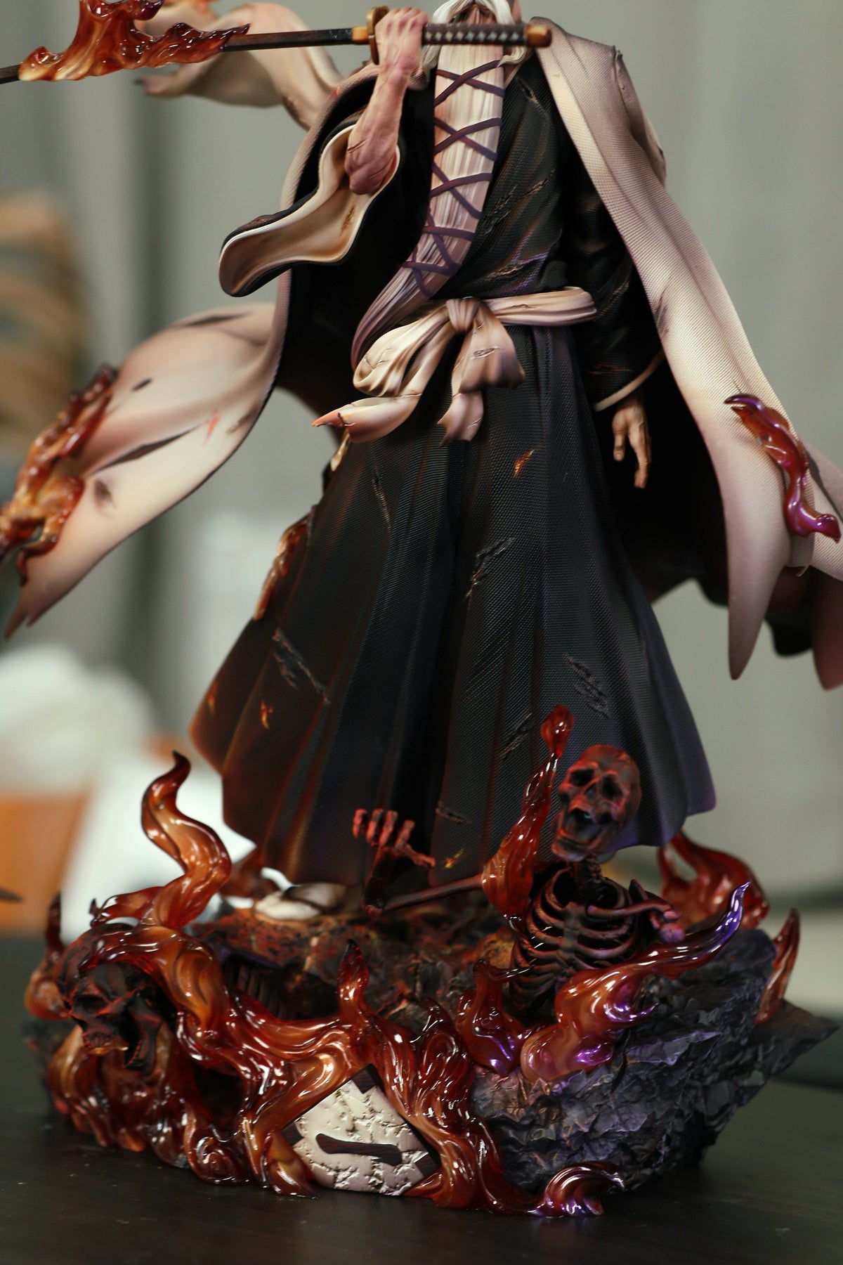 Estatuilla Bleach | Genryūsai Shigekuni Yamamoto Captain Series 001 GK Statue LED | Xu Zhang Studio | Tienda Anime | Tico Ofertas Xu Zhang Studio