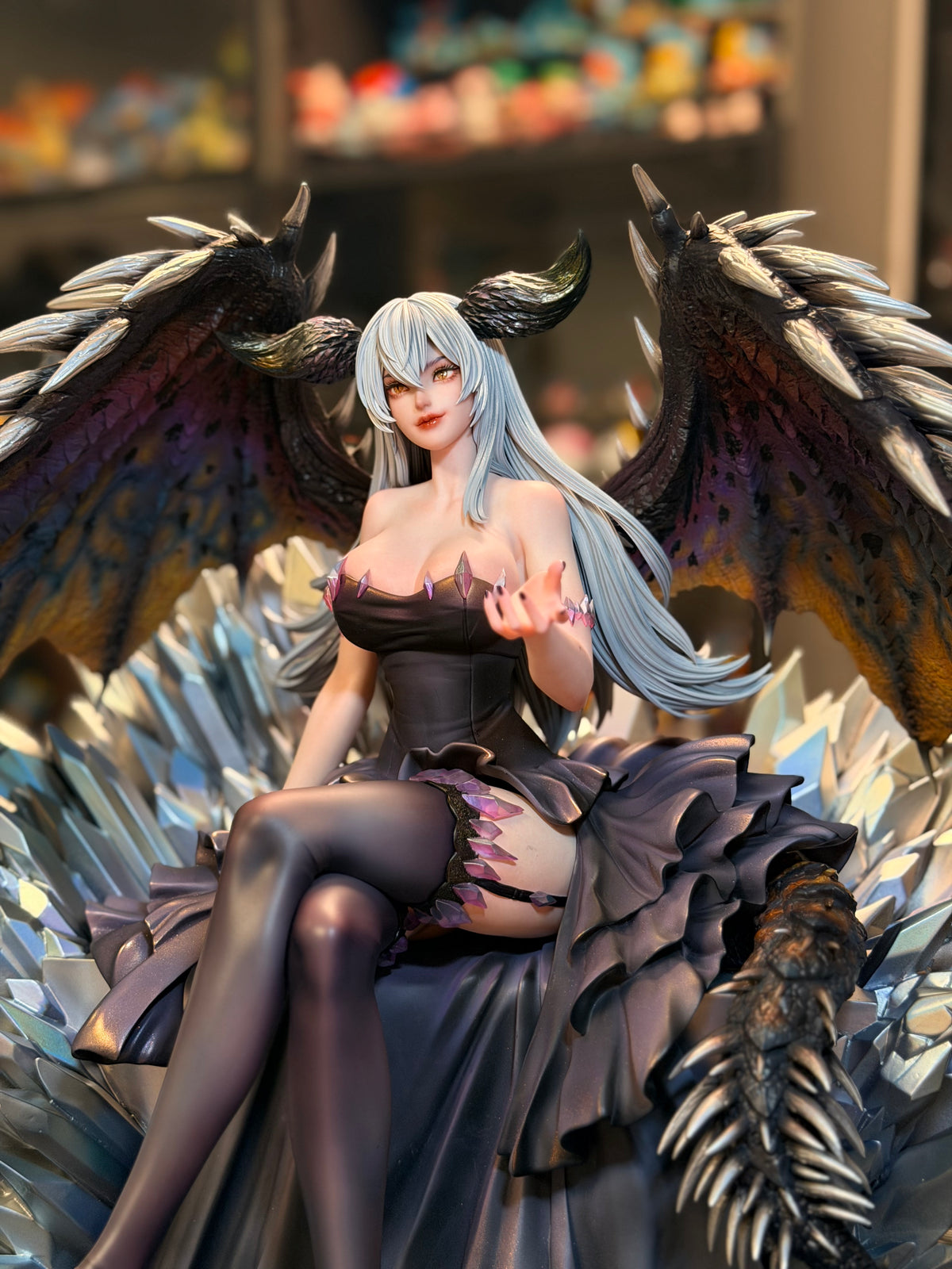 Estatuilla Monster Hunter | Ruiner Nergigante (Gijinka) | Scalefall & Wingrise Studio | Tienda Anime | Tico Ofertas Scalefall & Wingrise Studio
