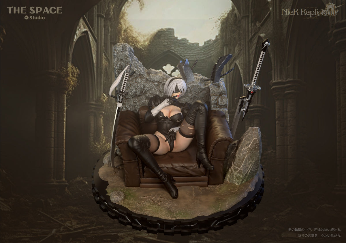 Estatuilla NieR | 2B Sitting Sofa | The Space Studio | Tienda Anime Costa Rica | Tico Ofertas The Space Studio