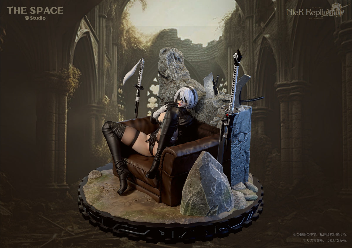 Estatuilla NieR | 2B Sitting Sofa | The Space Studio | Tienda Anime Costa Rica | Tico Ofertas The Space Studio