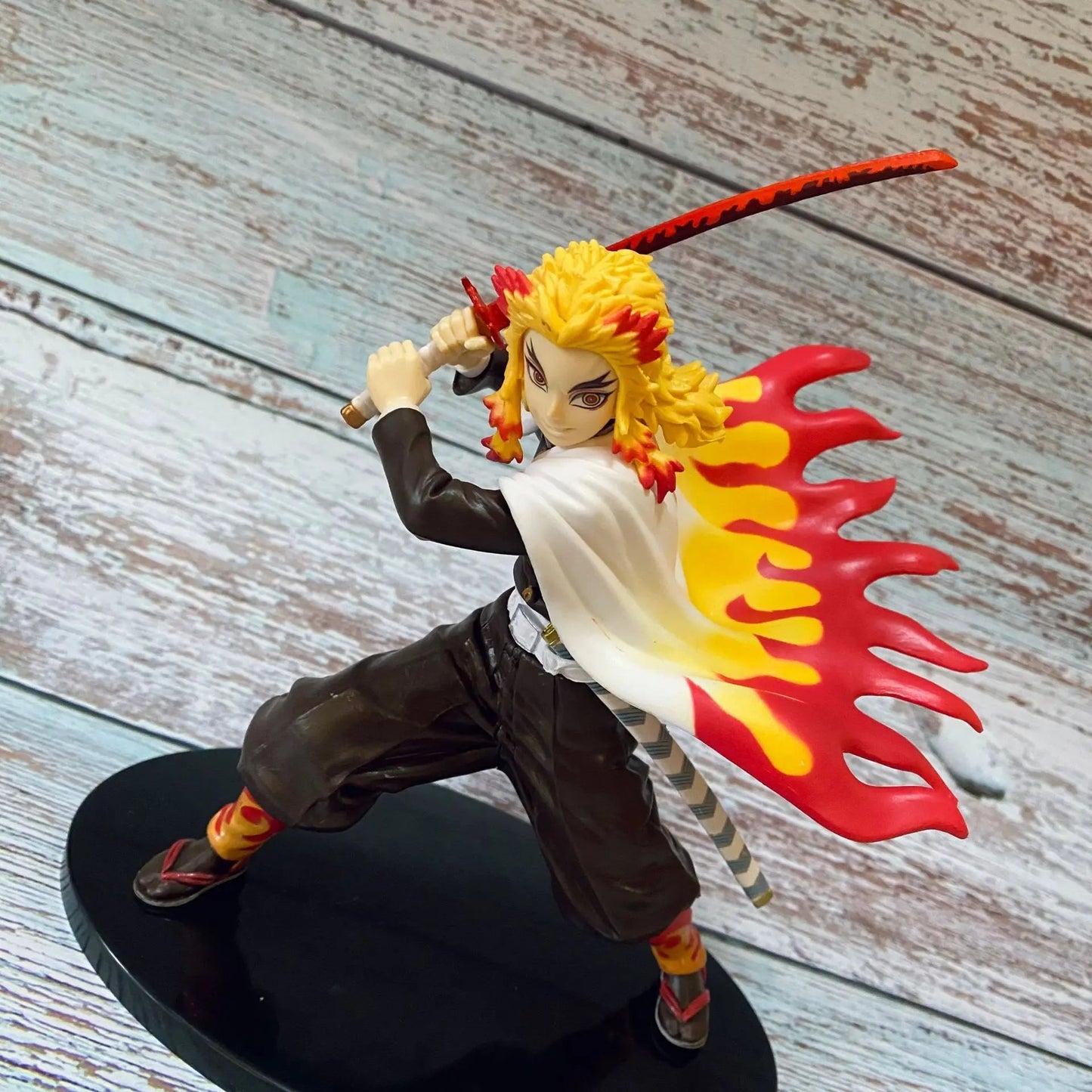 Figura Anime Demon Slayer Rengoku Kyoujurou - PVC Fighting Kimetsu No Yaiba | Figuras Anime Costa Rica, Modelo Coleccionable y Regalo para Niños - Tico Ofertas