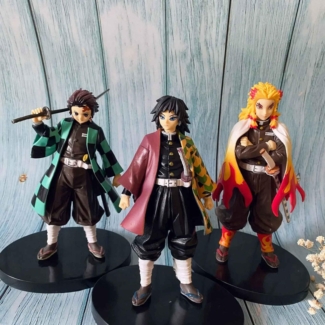 Figura Demon Slayer - Tanjirou, Tomioka, Zenitsu, Kochou y Nezuko  | Figuras de colección Anime Costa Rica, TODO EN ANIME  | Tico ofertas