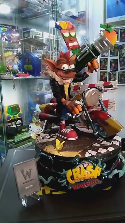 Estatuilla Crash Bandicoot: Warped | Crash Bandicoot | Wake Studio | Tienda Anime | Tico Ofertas